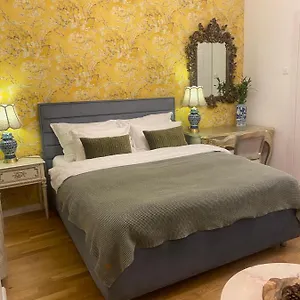 Nana Flat , Praga República Checa